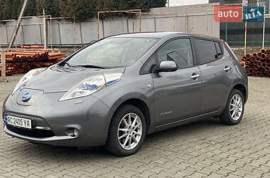 Хэтчбек Nissan Leaf 2015 в Луцке