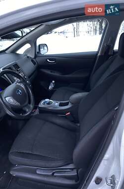 Хэтчбек Nissan Leaf 2014 в Львове