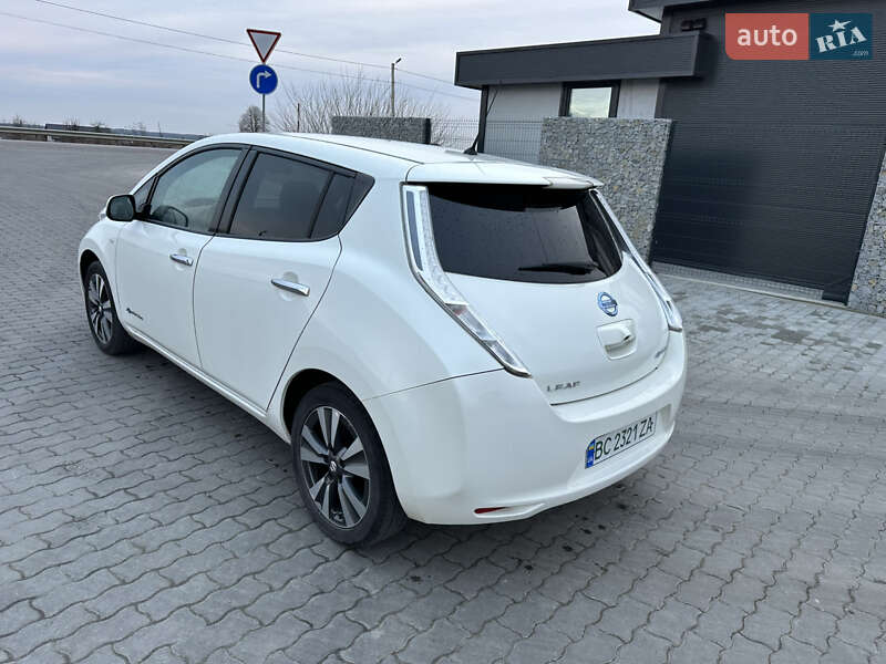 Хетчбек Nissan Leaf 2016 в Львові