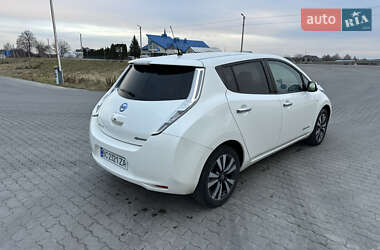 Хэтчбек Nissan Leaf 2016 в Львове