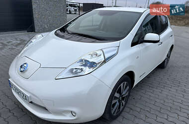 Хэтчбек Nissan Leaf 2016 в Львове