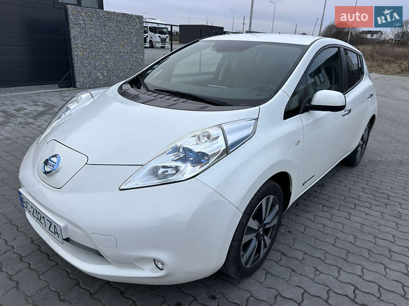 Хетчбек Nissan Leaf 2016 в Львові