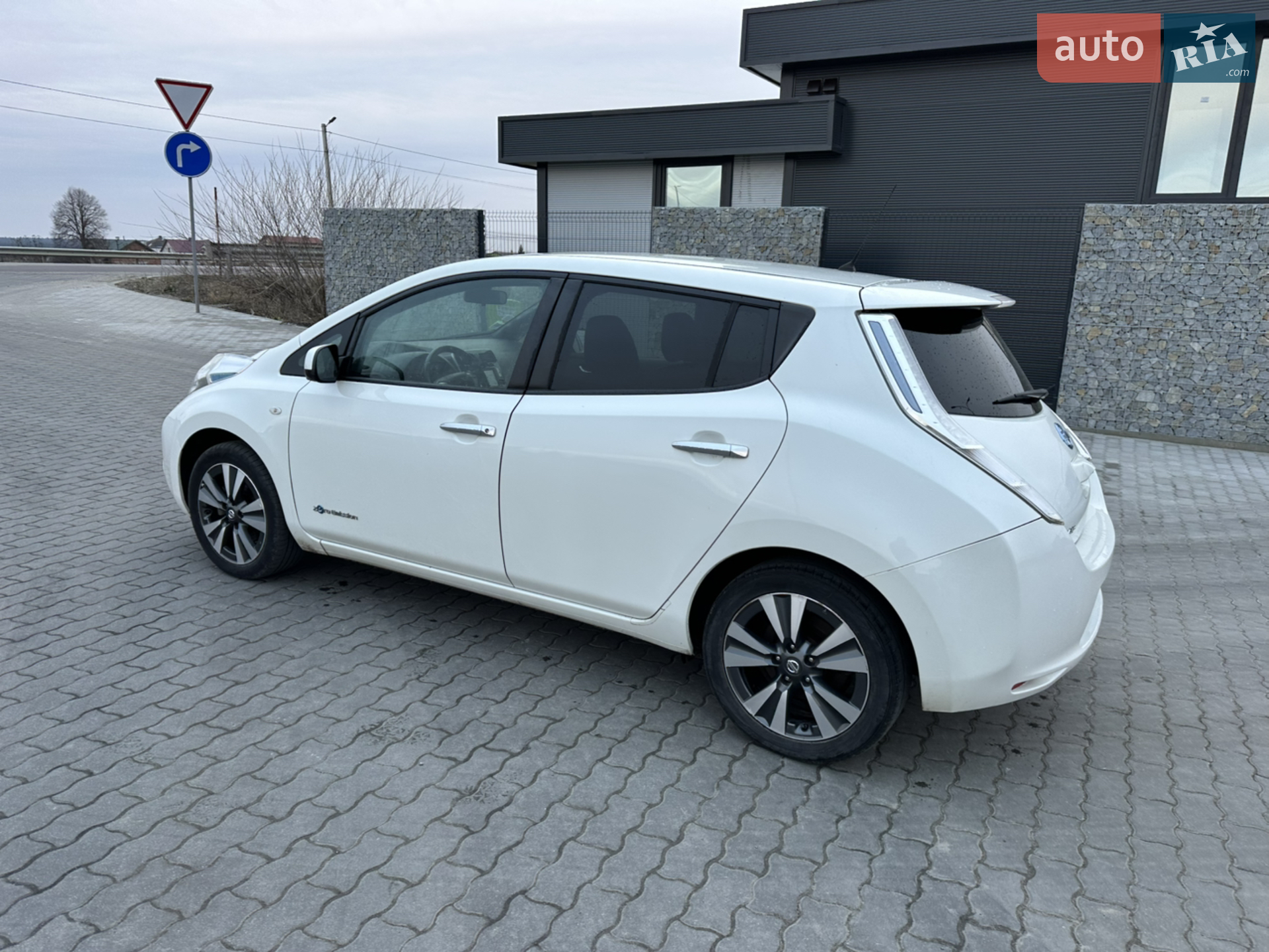 2016 Nissan Leaf - мініатюра 30