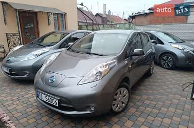 Хетчбек Nissan Leaf 2016 в Рівному