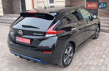 Хэтчбек Nissan Leaf 2019 в Черновцах