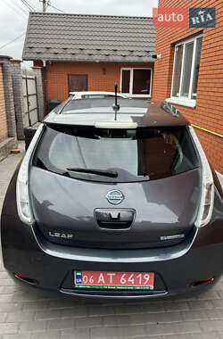 Хэтчбек Nissan Leaf 2013 в Виннице