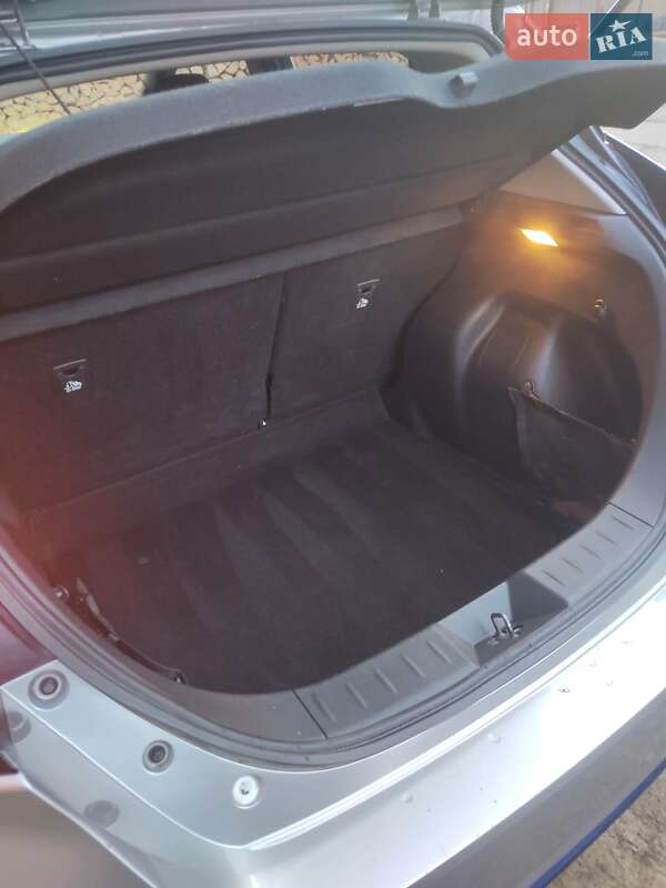 Хэтчбек Nissan Leaf 2019 в Ковеле