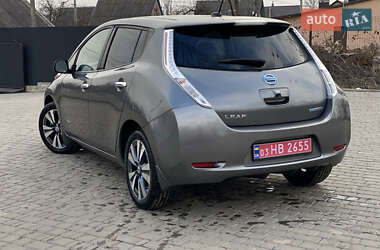 Хетчбек Nissan Leaf 2015 в Вінниці