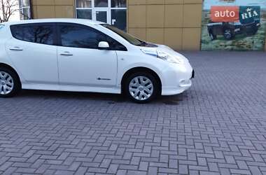 Хэтчбек Nissan Leaf 2013 в Запорожье