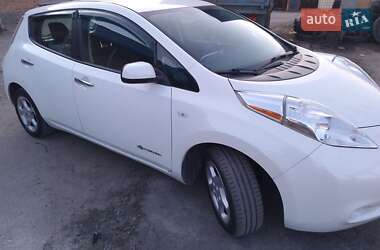 Хетчбек Nissan Leaf 2014 в Рівному