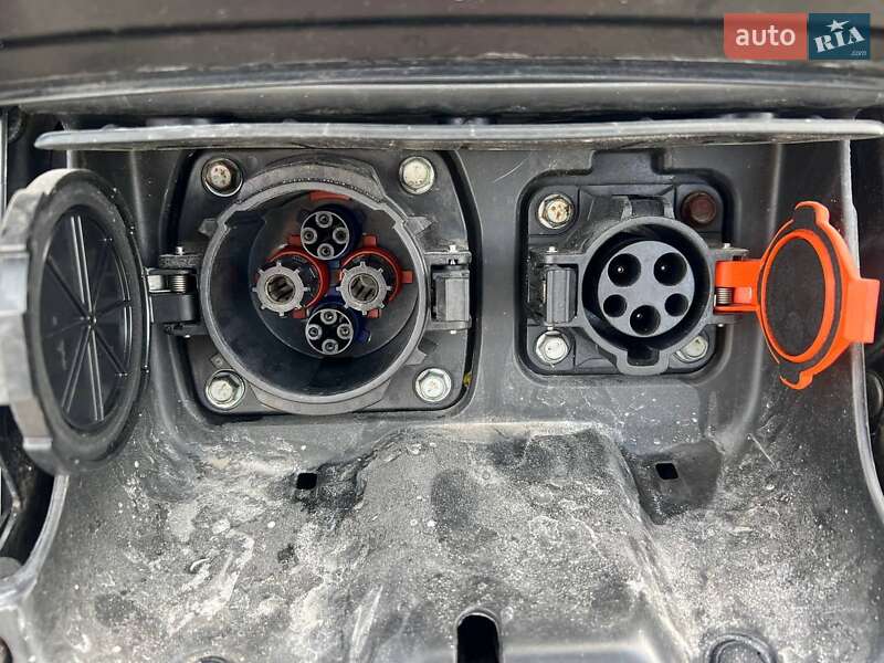 Хэтчбек Nissan Leaf 2012 в Казатине фото 13 Хэтчбек Nissan Leaf 2012 в Казатине