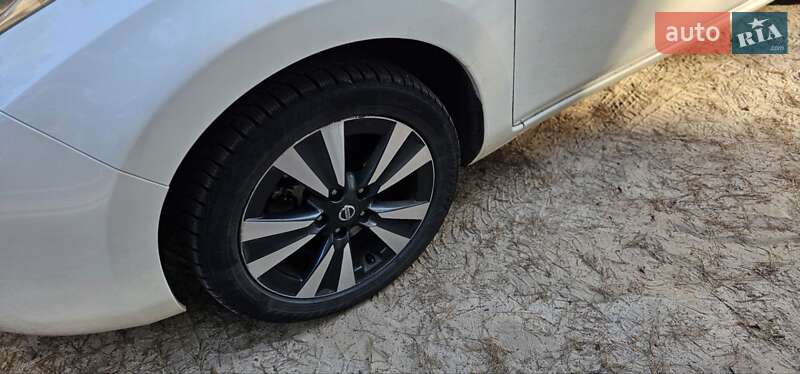 Хетчбек Nissan Leaf 2016 в Славуті фото 5 Хетчбек Nissan Leaf 2016 в Славуті