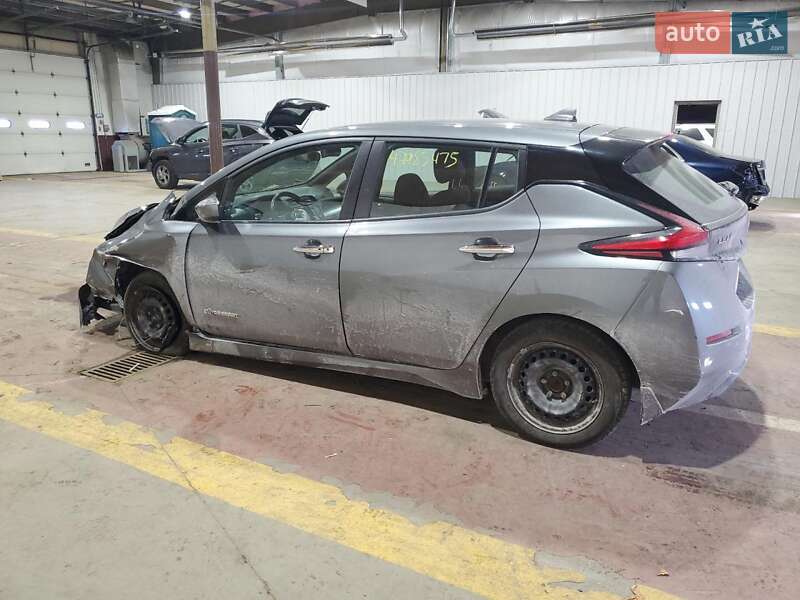 Хэтчбек Nissan Leaf 2018 в Черкассах