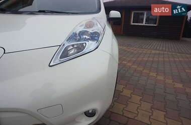 Хетчбек Nissan Leaf 2012 в Самборі