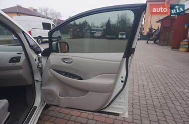 Хетчбек Nissan Leaf 2012 в Самборі