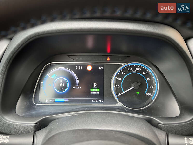 Хетчбек Nissan Leaf 2018 в Мостиській