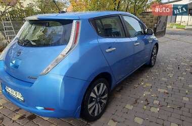 Хэтчбек Nissan Leaf 2013 в Луцке