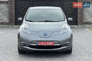 Хэтчбек Nissan Leaf 2015 в Ровно