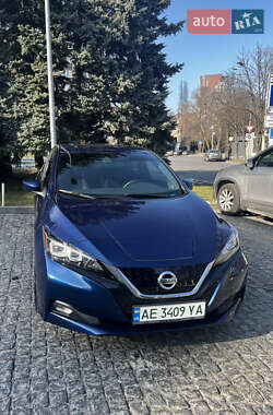 Хетчбек Nissan Leaf 2020 в Дніпрі