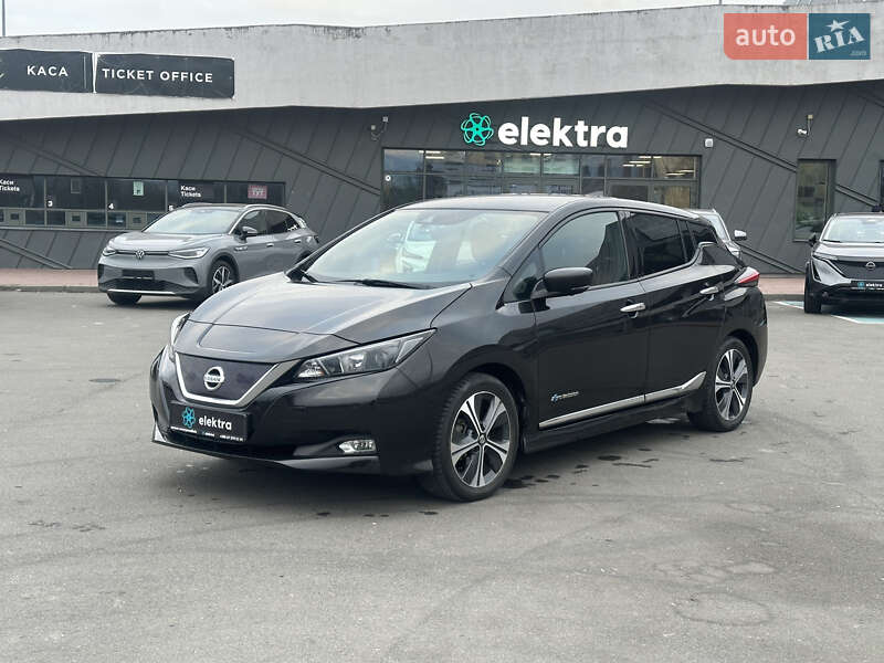 Хетчбек Nissan Leaf 2018 в Львові