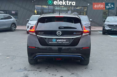 Хэтчбек Nissan Leaf 2018 в Львове