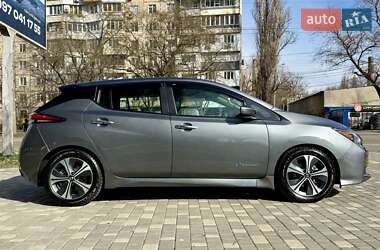 Хэтчбек Nissan Leaf 2018 в Одессе