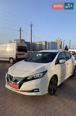 Хэтчбек Nissan Leaf 2020 в Нетешине