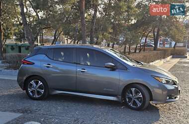 Хэтчбек Nissan Leaf 2019 в Днепре