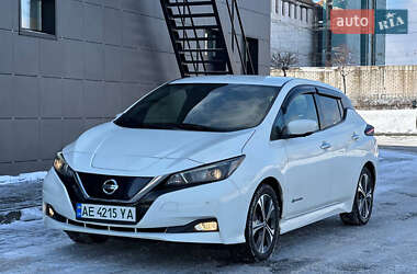 Хэтчбек Nissan Leaf 2019 в Днепре