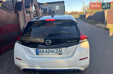 Хэтчбек Nissan Leaf 2021 в Глевахе