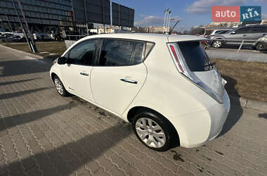 Хетчбек Nissan Leaf 2015 в Львові