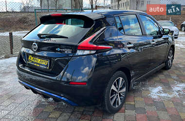 Хэтчбек Nissan Leaf 2020 в 