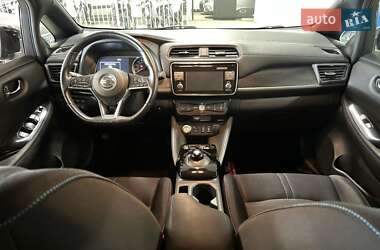 Хэтчбек Nissan Leaf 2018 в 