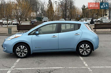 Хэтчбек Nissan Leaf 2014 в Запорожье