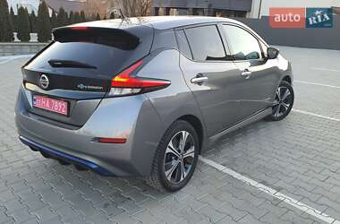 Хэтчбек Nissan Leaf 2019 в Черновцах