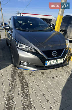 Хетчбек Nissan Leaf 2020 в Чернівцях