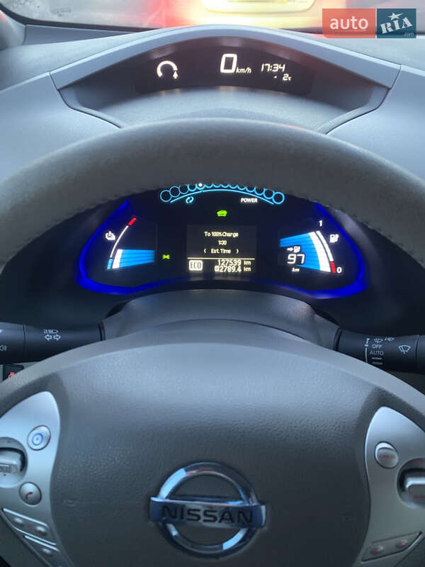 Хетчбек Nissan Leaf 2011 в Одесі