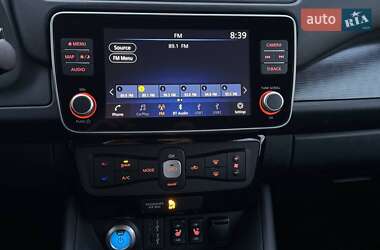 Хэтчбек Nissan Leaf 2023 в 