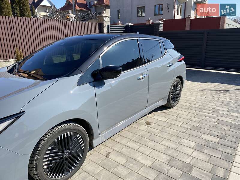 Хэтчбек Nissan Leaf 2022 в Черновцах