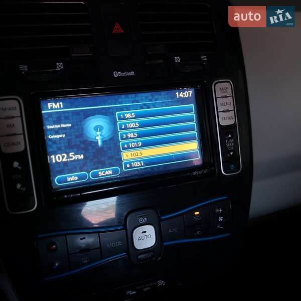 Хэтчбек Nissan Leaf 2012 в Киеве фото 8 Хэтчбек Nissan Leaf 2012 в Киеве