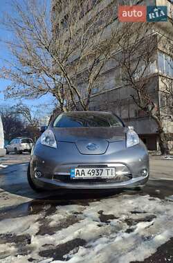 Хетчбек Nissan Leaf 2014 в Києві