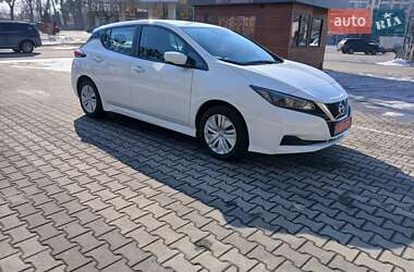 Хэтчбек Nissan Leaf 2021 в Киеве