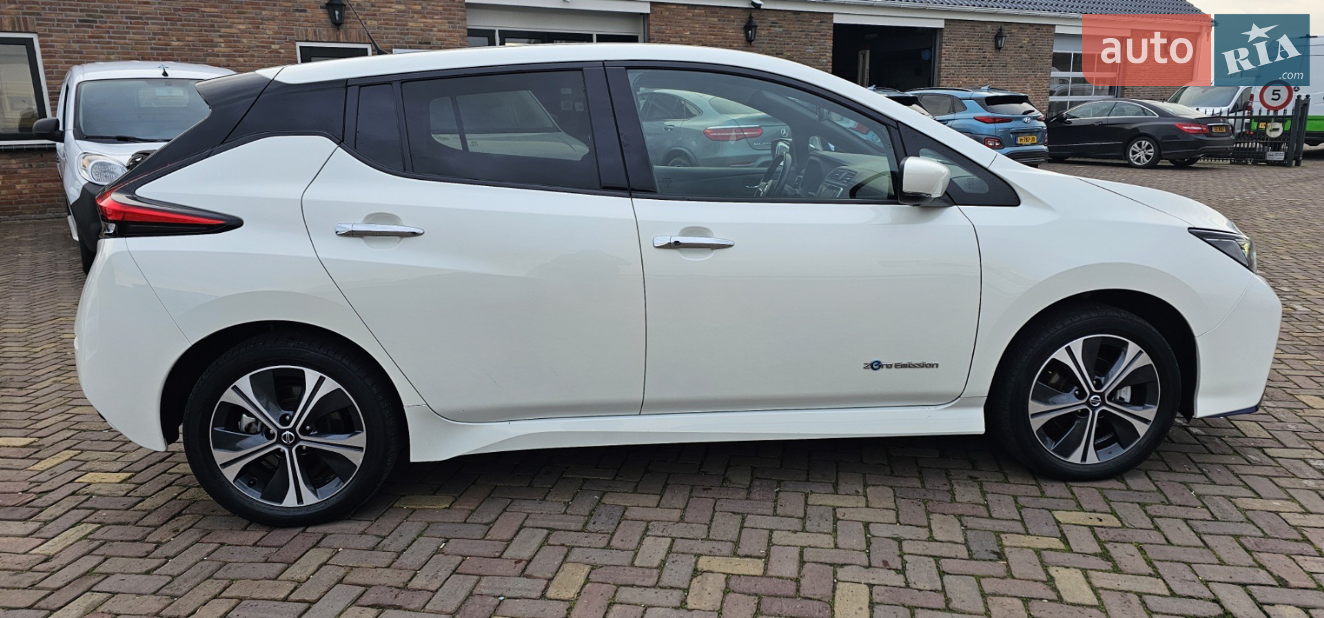 2019 Nissan Leaf - мініатюра 18