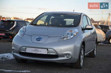 Хэтчбек Nissan Leaf 2014 в 