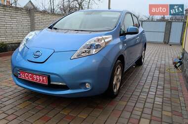 Хетчбек Nissan Leaf 2012 в Івано-Франківську