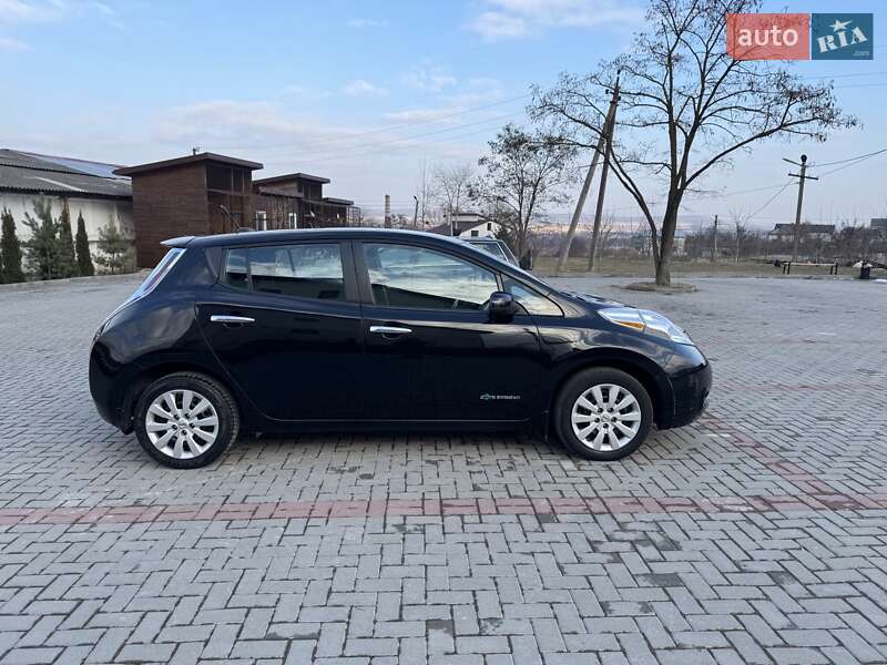 Хэтчбек Nissan Leaf 2013 в Золочеве