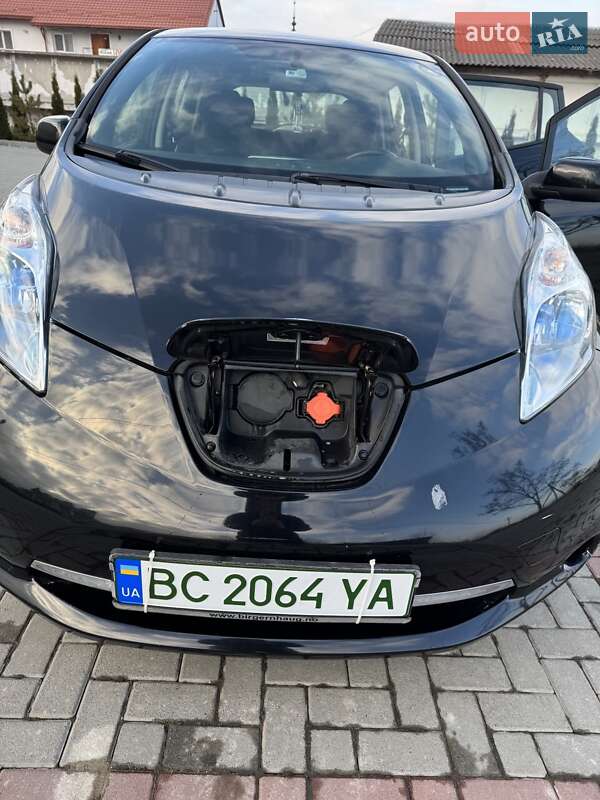 Хэтчбек Nissan Leaf 2013 в Золочеве