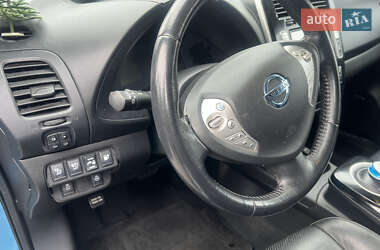 Хетчбек Nissan Leaf 2014 в Дніпрі