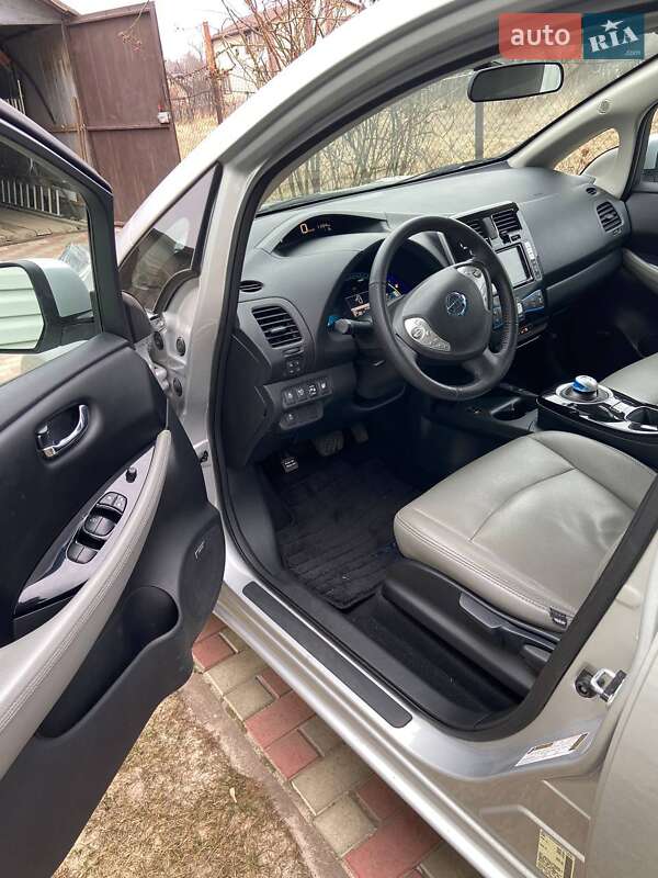 Хетчбек Nissan Leaf 2016 в Чернігові фото 13 Хетчбек Nissan Leaf 2016 в Чернігові