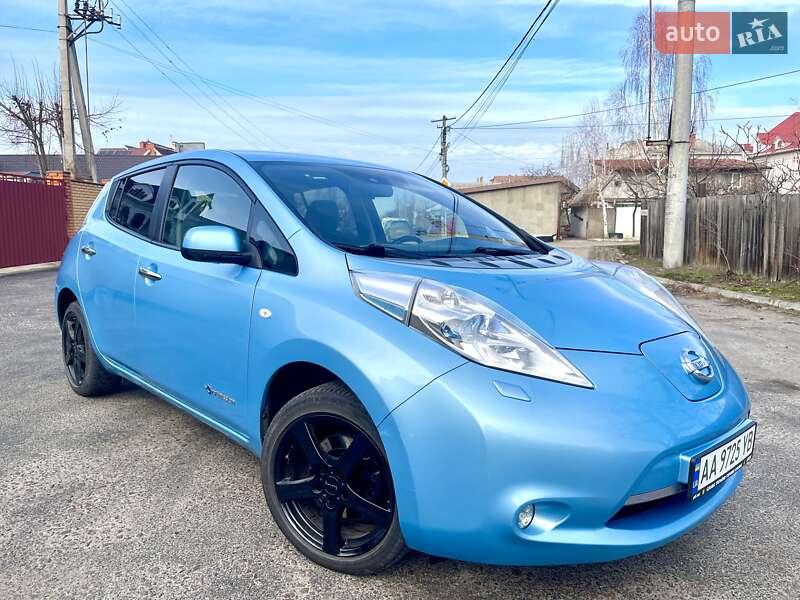 Хетчбек Nissan Leaf 2014 в Києві фото 5 Хетчбек Nissan Leaf 2014 в Києві